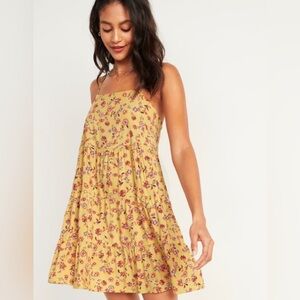 OLD NAVY NWT YELLOW FLORAL TIERED SWING DRESS WITH POCKETS SIZE MEDIUM